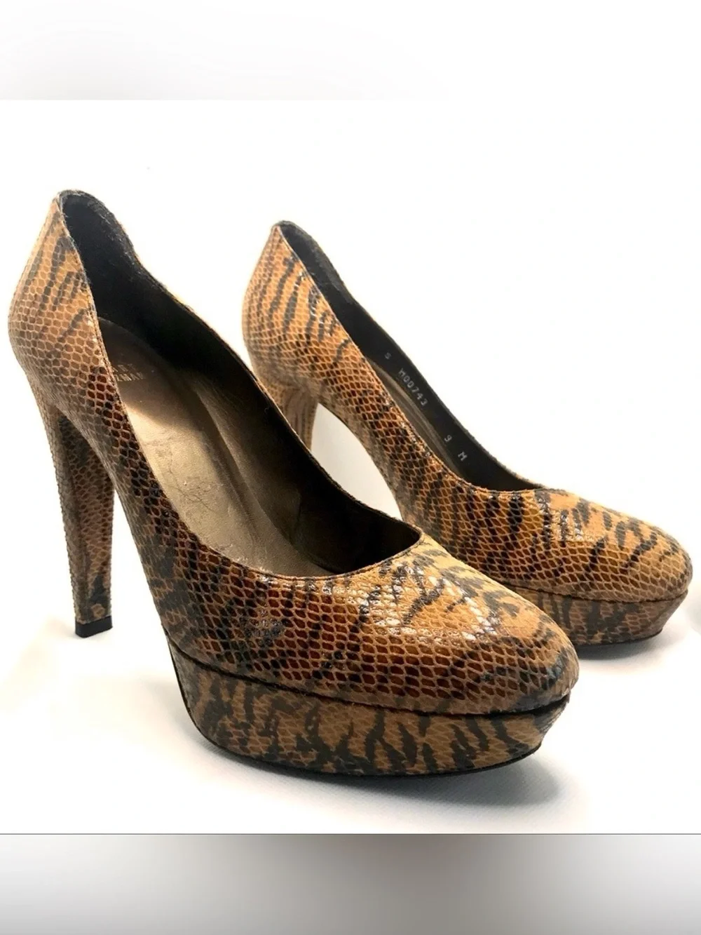 STUART WEITZMAN BROWN & BLACK LEATHER ANIMAL PRINT SNAKESKIN EMBOSSED HEELS (9)